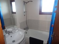 700_salle-de-bain-appart.rdc-1685613857128_1686392823.jpg